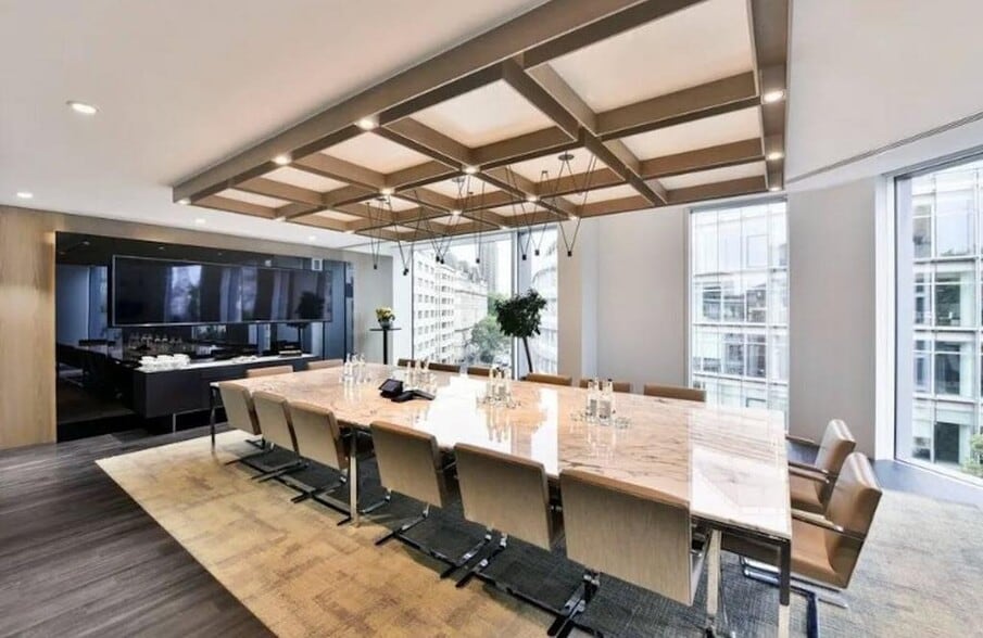 5 Cheapside, London for lease - Building Photo - Image 2 of 6