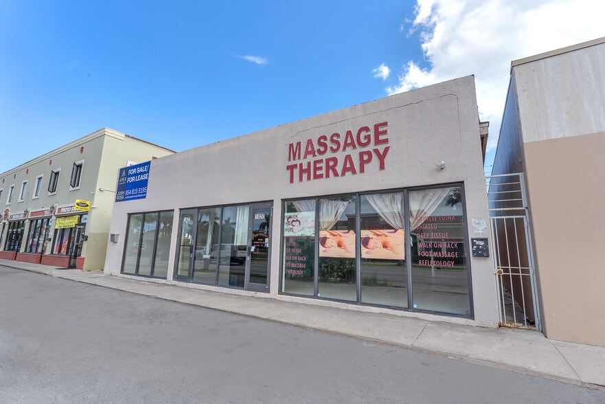 1420 NE 163rd St, North Miami Beach, FL for sale - Building Photo - Image 1 of 13