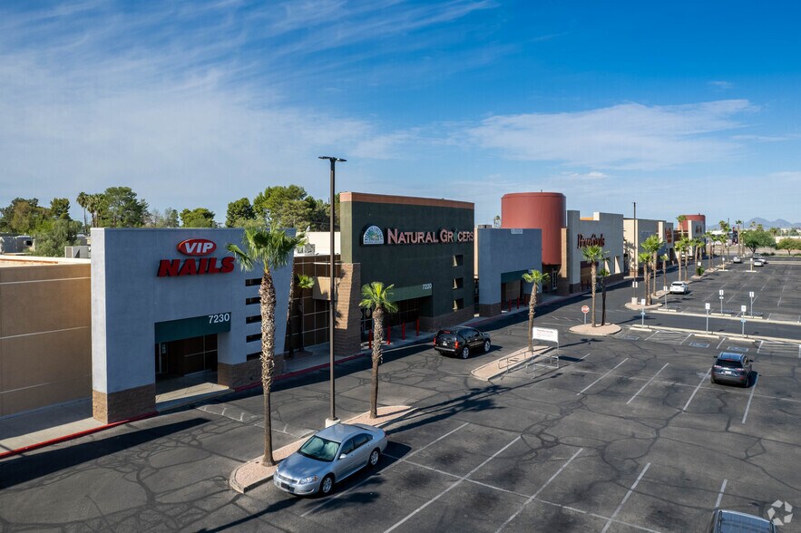 7140-7250 E Broadway Blvd, Tucson, AZ à louer - Photo du bâtiment - Image 3 de 5