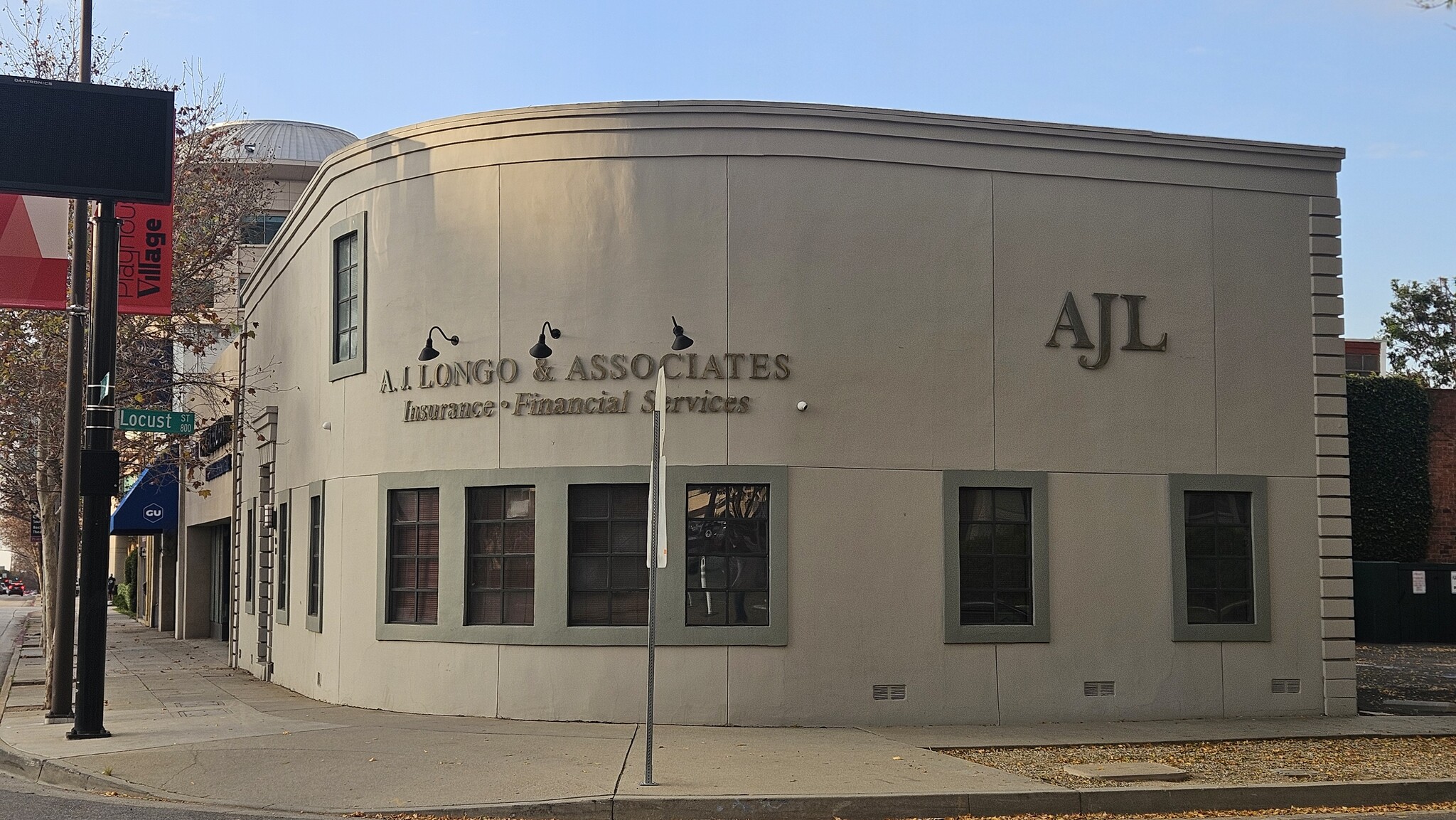 249-253 N Lake Ave, Pasadena, CA for lease Building Photo- Image 1 of 8