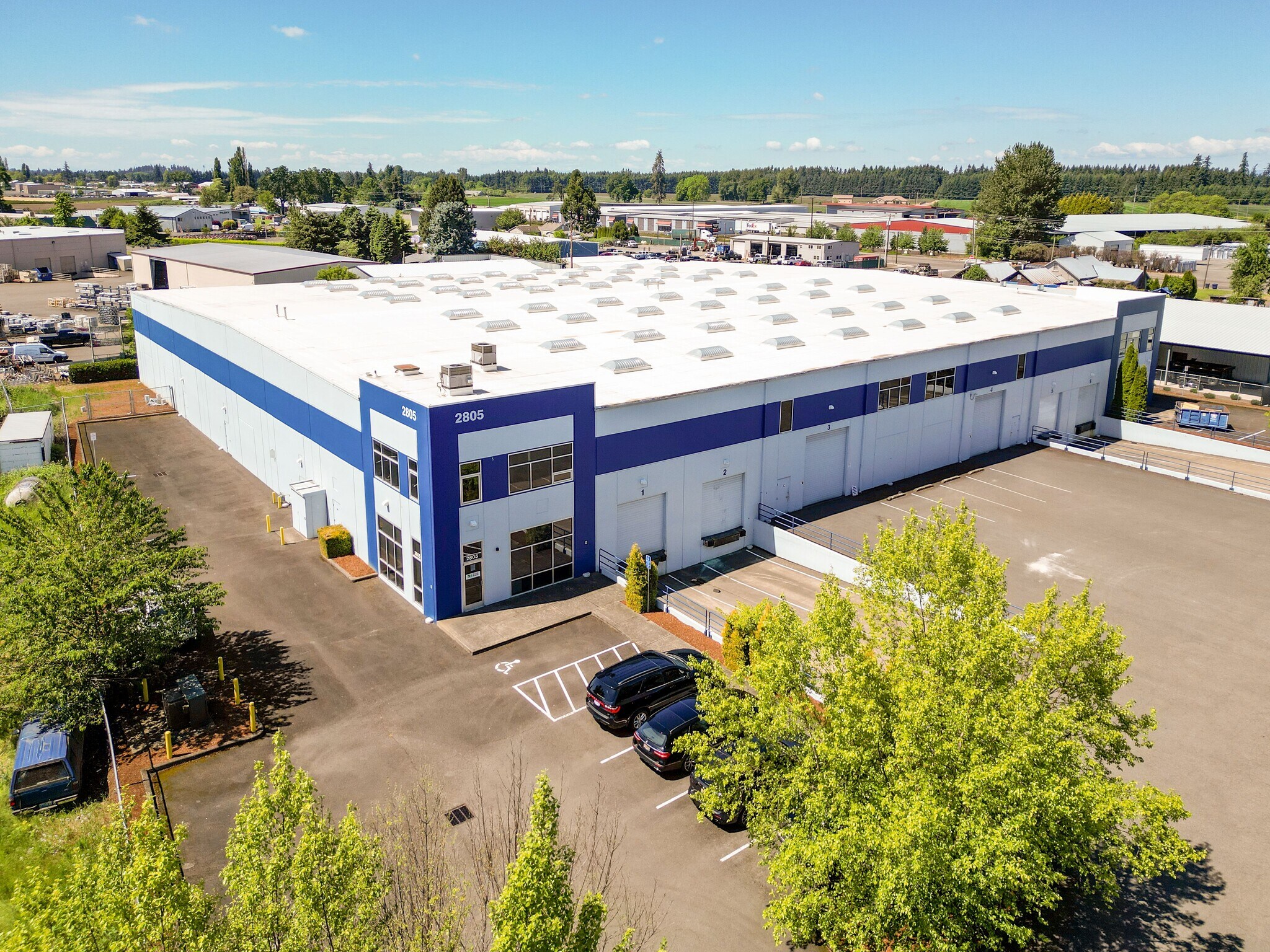 2805 Industrial Ave, Hubbard, OR à vendre Photo du bâtiment- Image 1 de 6