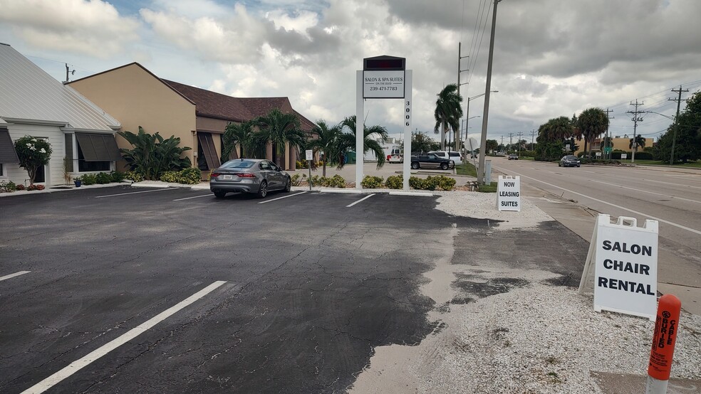 3006 S Del Prado Blvd, Cape Coral, FL for lease - Building Photo - Image 2 of 8