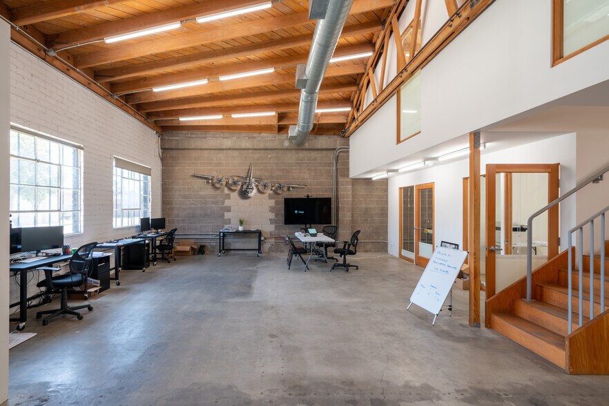4117 W Jefferson Blvd, Los Angeles, CA à louer - Photo intérieure - Image 3 de 5