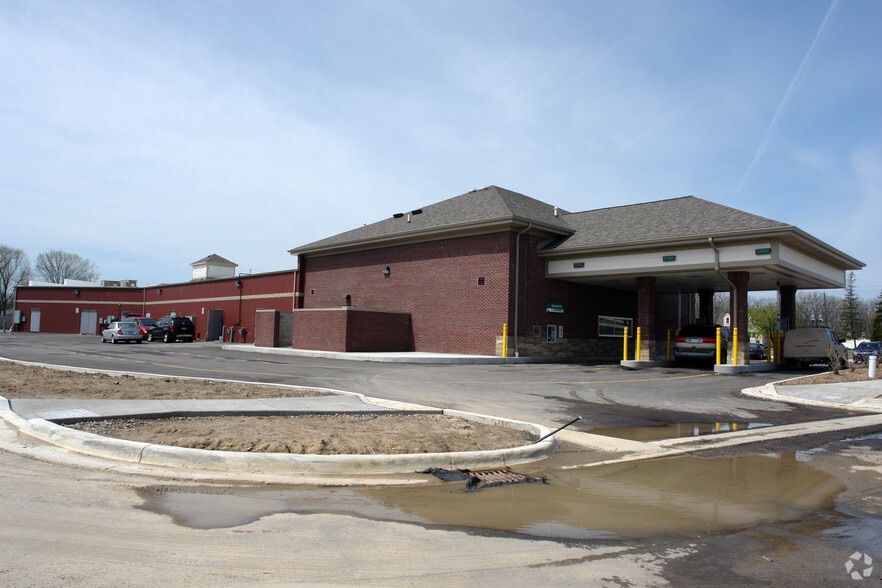 58804-58892 Gratiot Ave, New Haven, MI for lease - Building Photo - Image 3 of 3