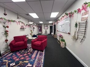 500 Monroe Tpke, Monroe, CT for lease Interior Photo- Image 1 of 7