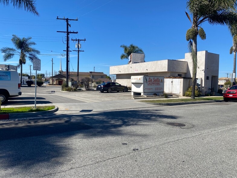 18750 Crenshaw Blvd, Torrance, CA à louer - Photo du bâtiment - Image 2 de 14