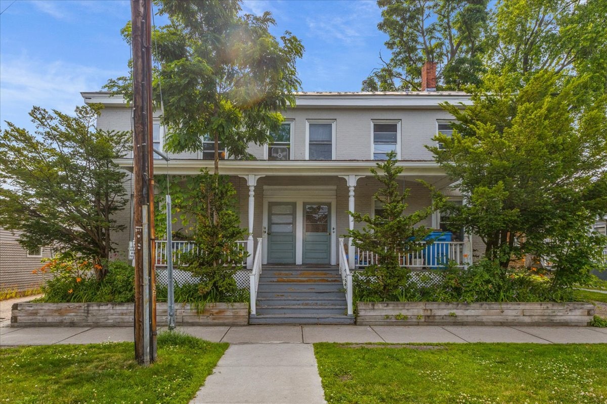 61 Elmwood Ave, Burlington, VT for sale Primary Photo- Image 1 of 10