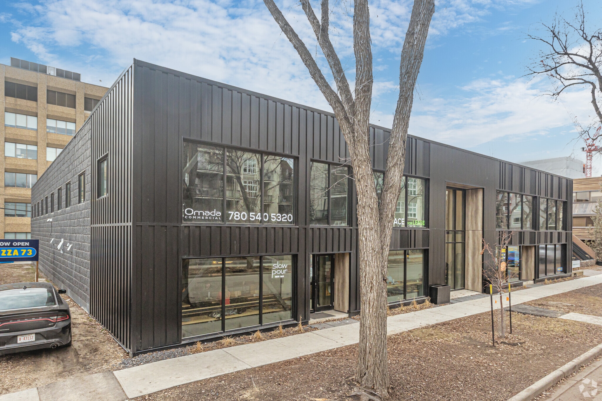 10420 122nd St NW, Edmonton, AB à louer Photo principale- Image 1 de 6