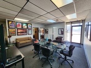 4931 S Mingo Rd, Tulsa, OK for lease Interior Photo- Image 1 of 4