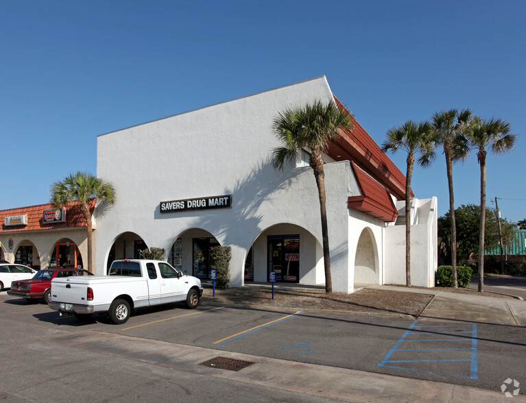 200 Ocean Ave, Melbourne Beach, FL à vendre - Photo principale - Image 1 de 1