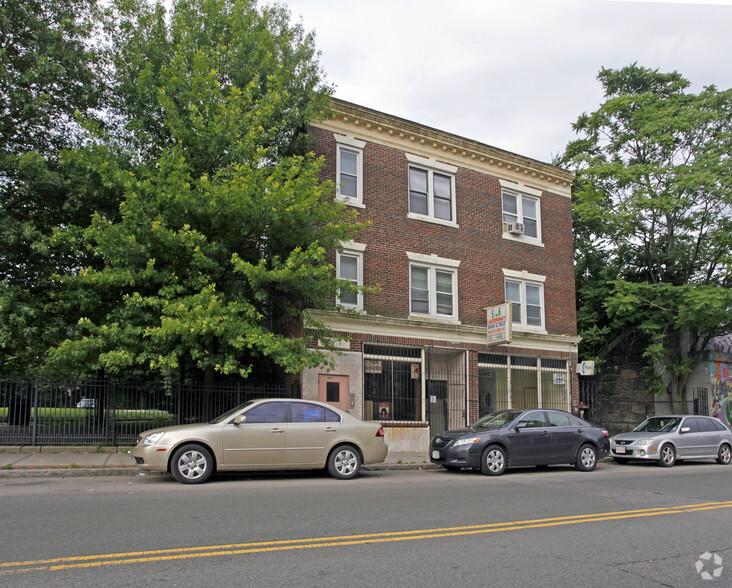 691-693 Dudley St, Dorchester, MA for sale - Building Photo - Image 3 of 3