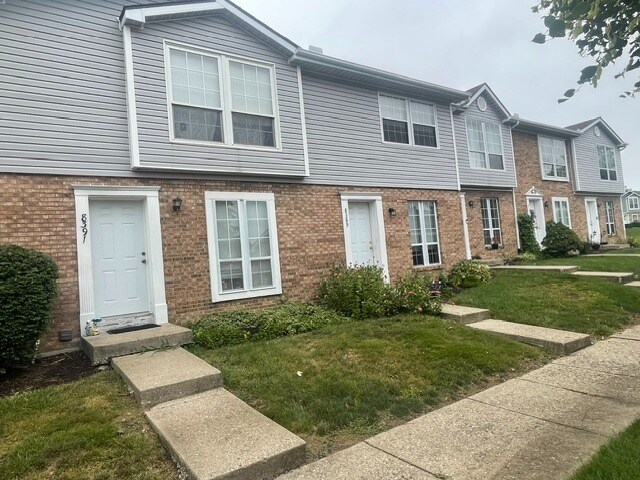 Abbeywood Ct portefeuille de 5 propriétés à vendre sur LoopNet.ca - Photo du bâtiment - Image 3 de 13