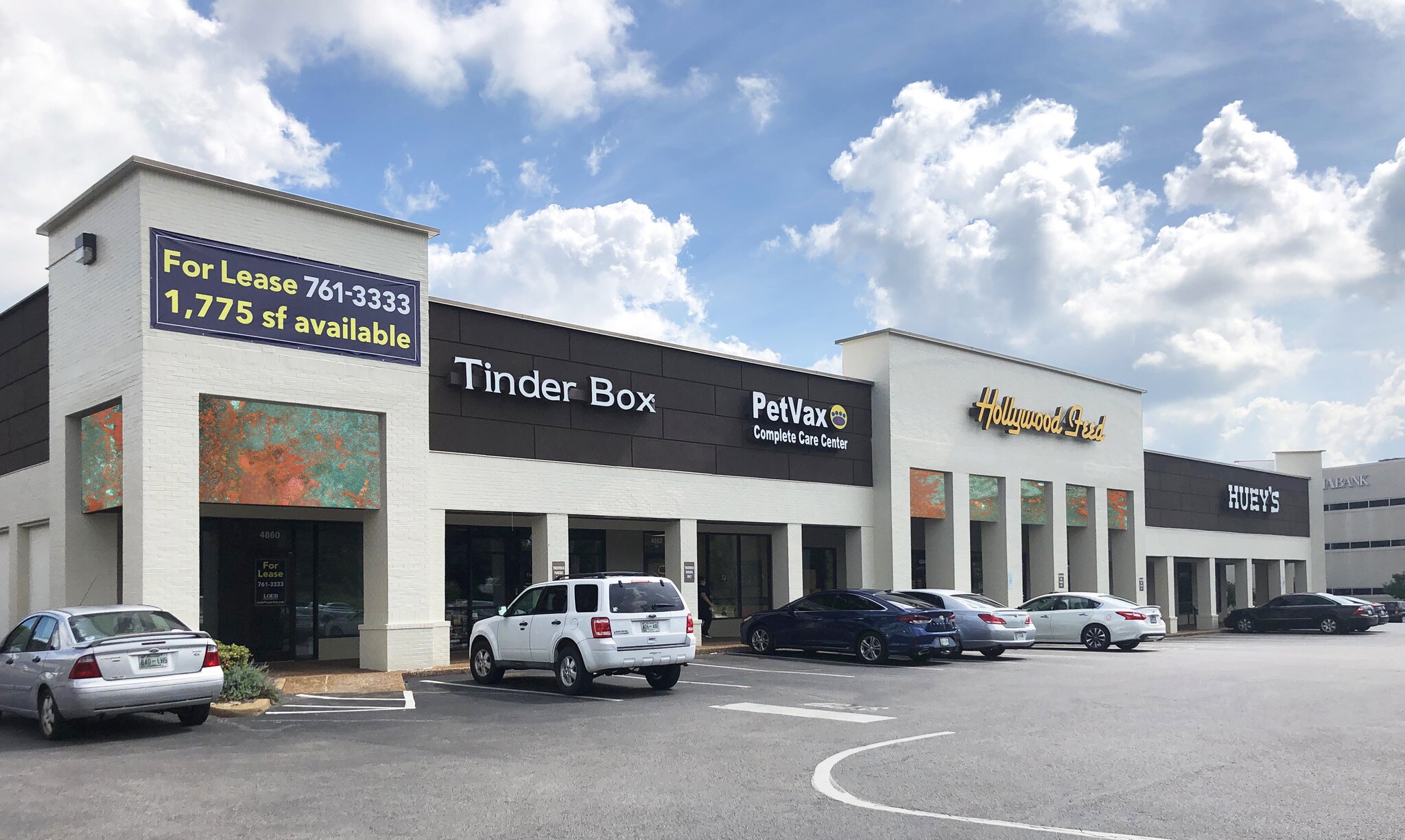 4840-4872 Poplar Avenue Dr, Memphis, TN à louer Photo du bâtiment- Image 1 de 2