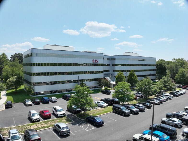 535 Route 38, Cherry Hill, NJ à louer - Communauté Matterport - Image 3 de 22