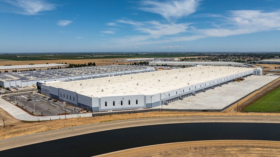 Rogers Rd, Patterson, CA for lease - Building Photo - Image 3 of 18
