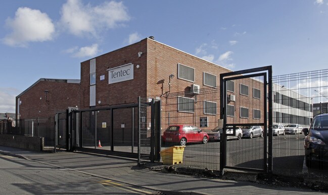 Plus de détails pour Guns Ln, West Bromwich - Industriel à louer