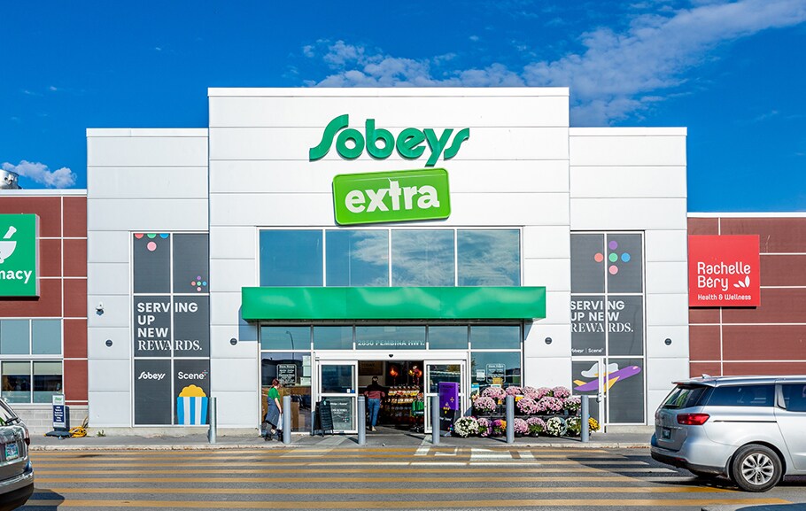 2860 Pembina Hwy, Winnipeg, MB à louer Photo du bâtiment- Image 1 de 7