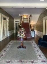 952 W Fourth St, Winston-Salem, NC for lease Lobby- Image 1 of 1