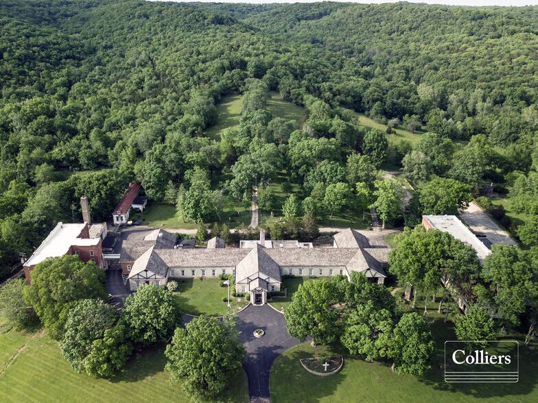 2101 Rue de la Salle Dr, Wildwood, MO for sale - Building Photo - Image 2 of 5