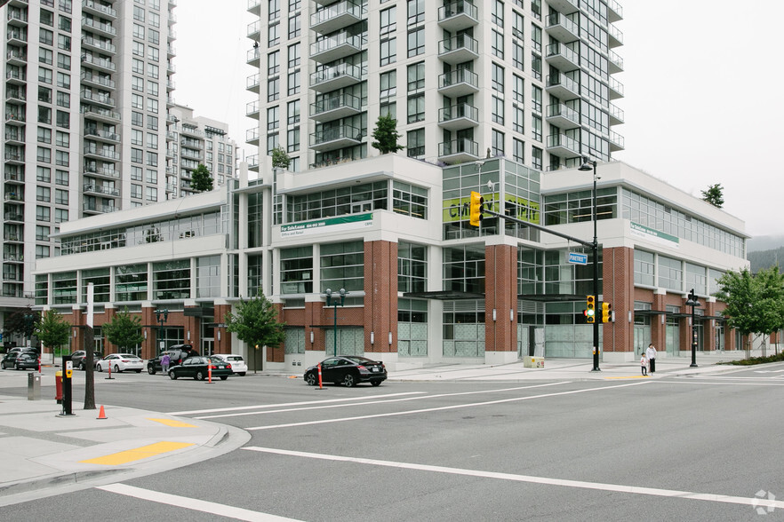 3007 Glen Dr, Coquitlam, BC for sale - Primary Photo - Image 1 of 1