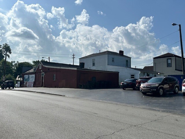 3700 Taylor Blvd, Louisville, KY à vendre - Photo du bâtiment - Image 3 de 19