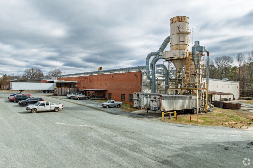 67 Biesecker Rd, Lexington, NC for lease - Building Photo - Image 3 of 4