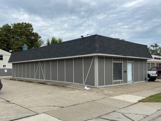 Plus de détails pour 1915 E 9 Mile Rd, Ferndale, MI - Commerce de détail à vendre