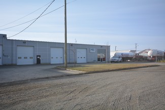 Plus de détails pour 10803 91 Ave, Fort St John, BC - Industriel à vendre