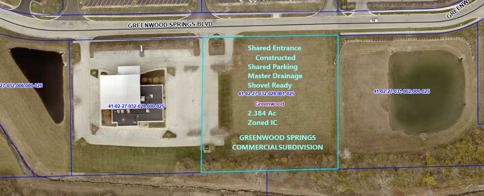 Greenwood Springs Blvd, Greenwood, IN à vendre - Photo du bâtiment - Image 2 de 3