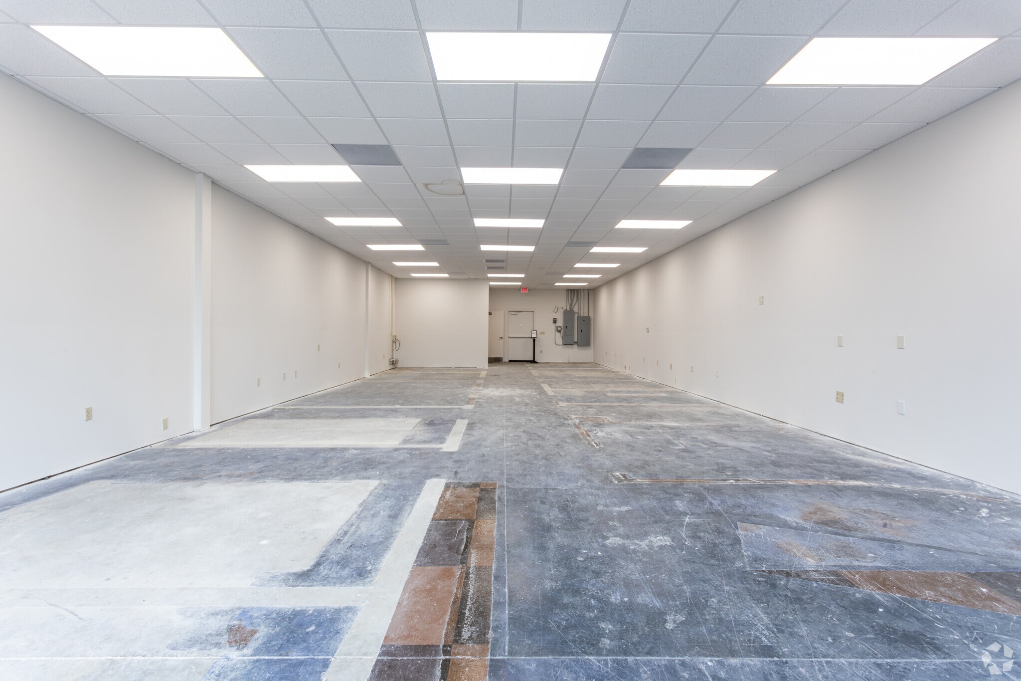 1701 Rollins Way, Columbus, GA for lease Interior Photo- Image 1 of 3