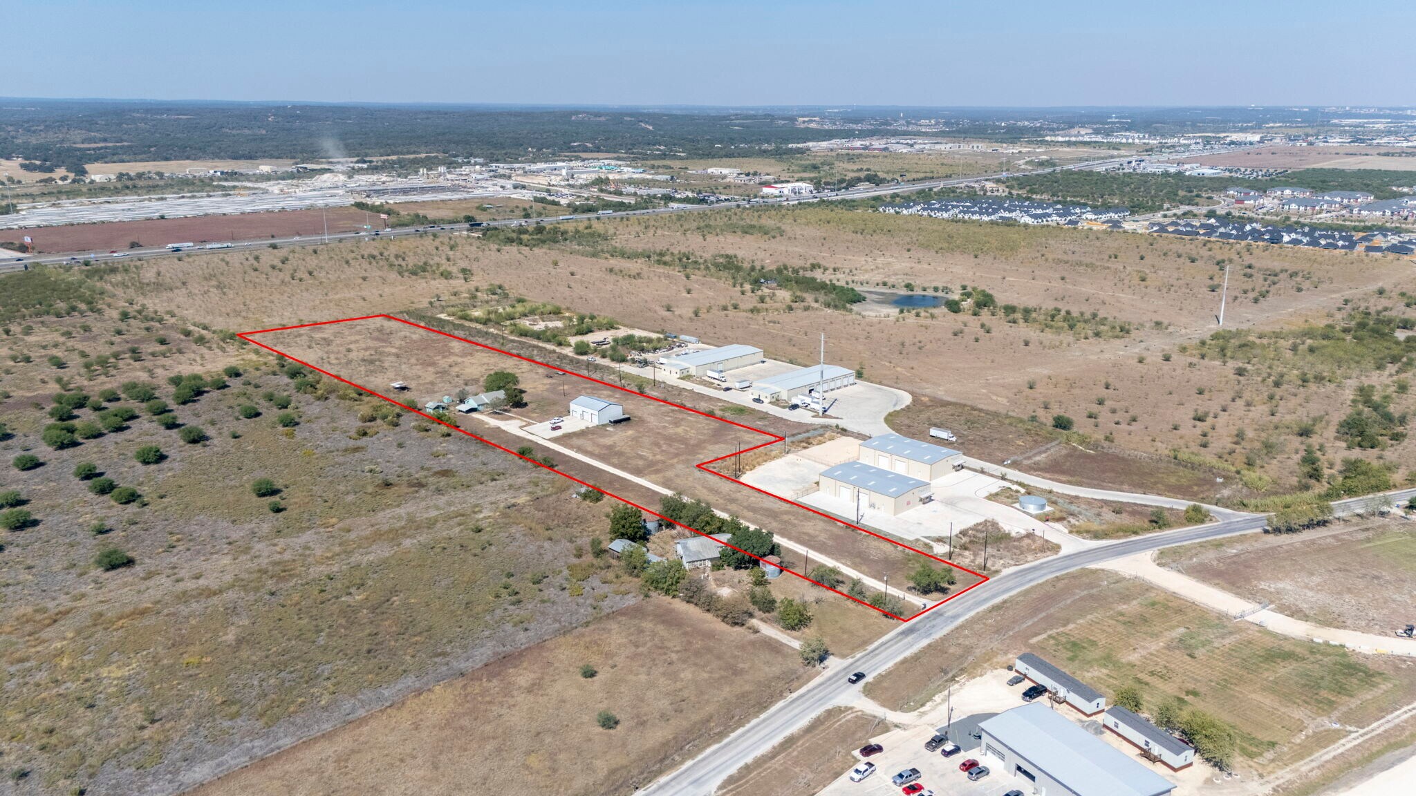 6802 S Old Bastrop Hwy, San Marcos, TX à vendre Photo du bâtiment- Image 1 de 17