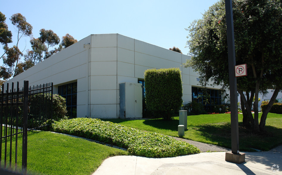 1963 Avenida Plaza Real, Oceanside, CA for lease - Building Photo - Image 3 of 5