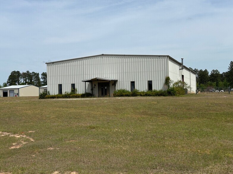 1206 Shannon Blvd, Louisville, GA à vendre - Photo du bâtiment - Image 1 de 23