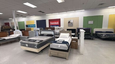 6000 Lake Gray Blvd, Jacksonville, FL for lease Interior Photo- Image 2 of 3