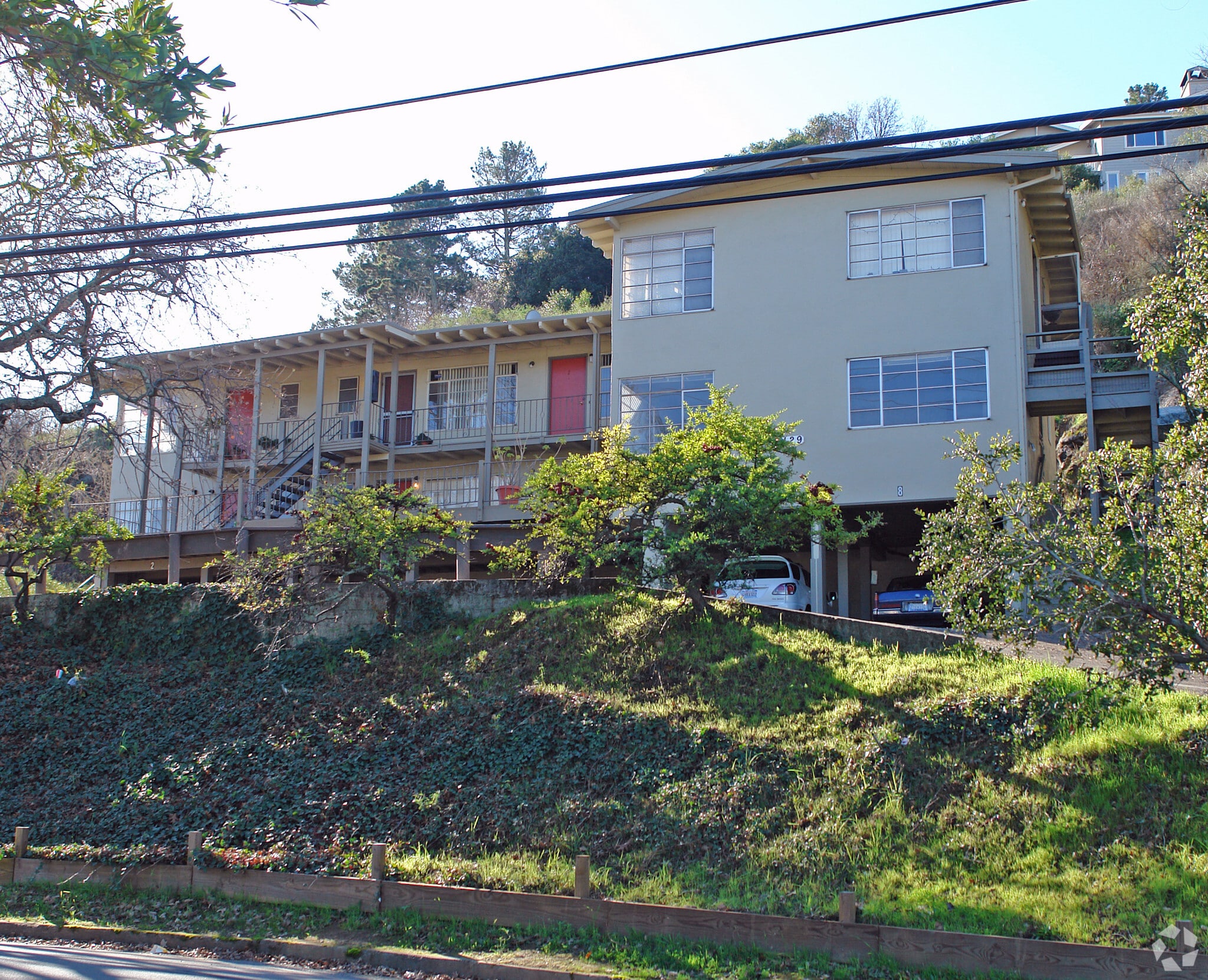 129 Woodland Ave, San Rafael, CA for sale Primary Photo- Image 1 of 3