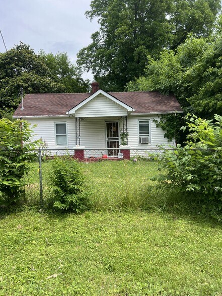 10045 Rutledge Pike, Corryton, TN à vendre - Photo du bâtiment - Image 3 de 12