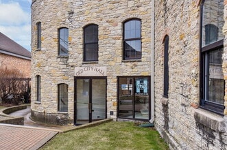 30 S Shumway Ave, Batavia, IL for lease Interior Photo- Image 2 of 8