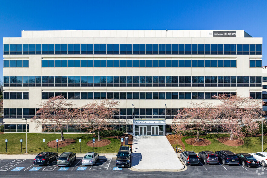 1801 Research Blvd, Rockville, MD for lease - Building Photo - Image 2 of 17