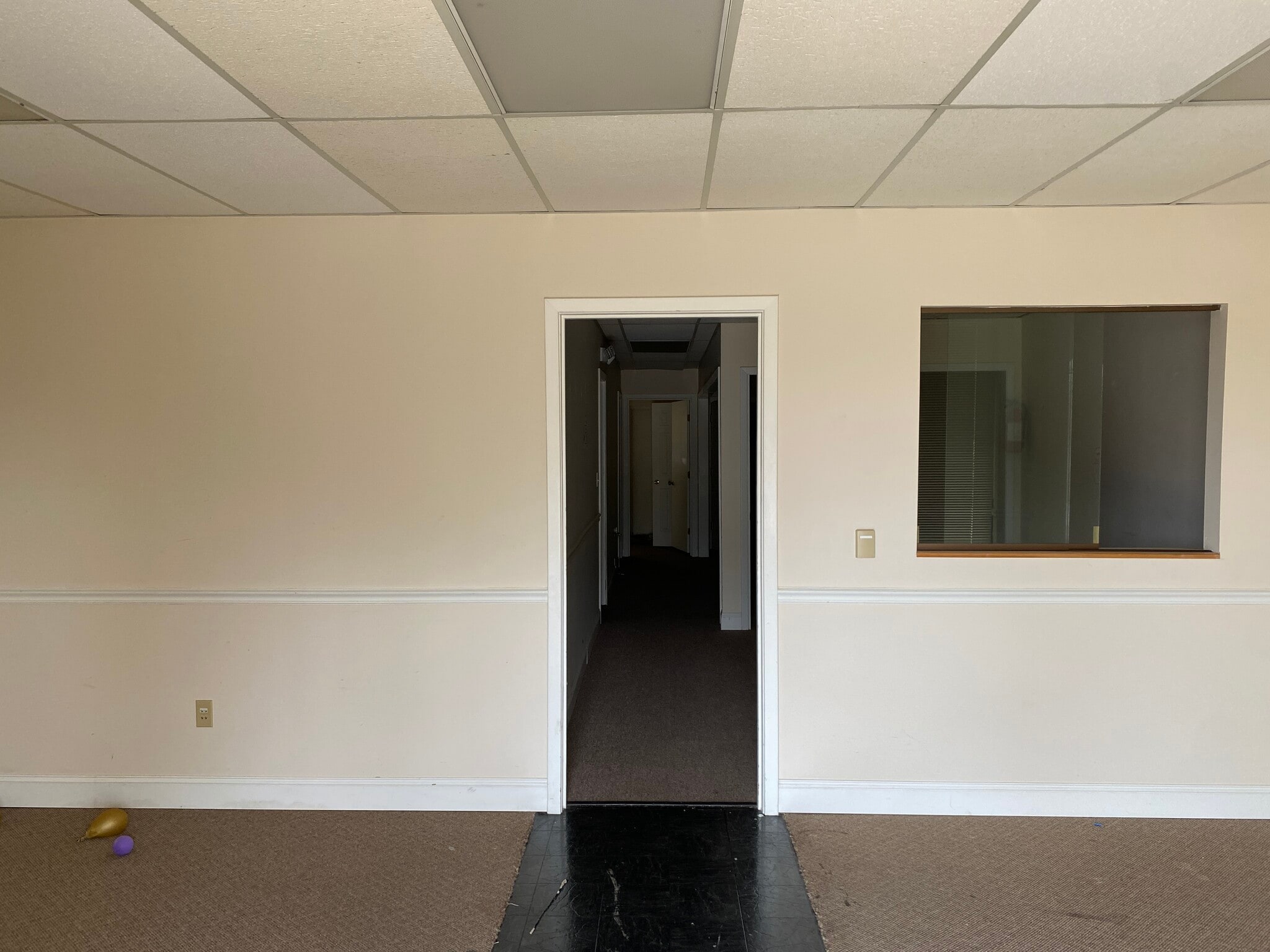 1040-1056 Cliff Gookin Blvd, Tupelo, MS for lease Interior Photo- Image 1 of 2
