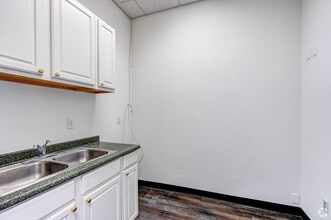 25003 Pitkin Rd, Spring, TX for lease Interior Photo- Image 2 of 6