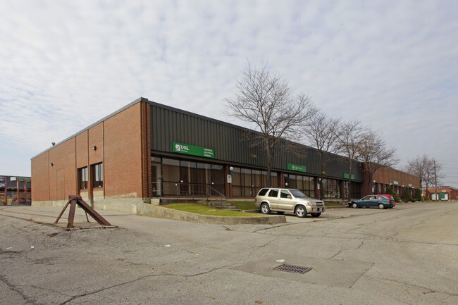 Plus de détails pour 7-21 Vulcan St, Toronto, ON - Industriel à louer