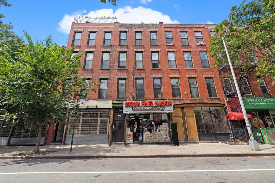308 Tompkins Ave, Brooklyn, NY à vendre - Photo du bâtiment - Image 3 de 17
