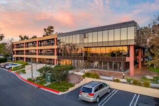 Plus de détails pour 3366 N Torrey Pines Ct, La Jolla, CA - Bureau à louer