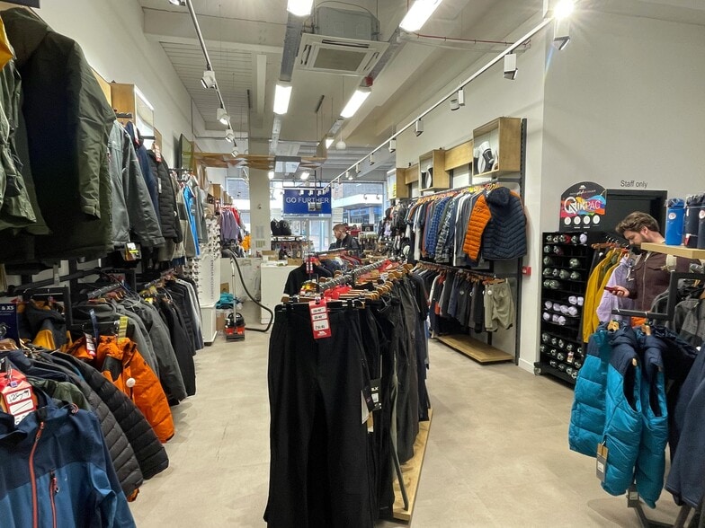 69-73 Parade, Sutton Coldfield à louer - Photo du bâtiment - Image 3 de 5