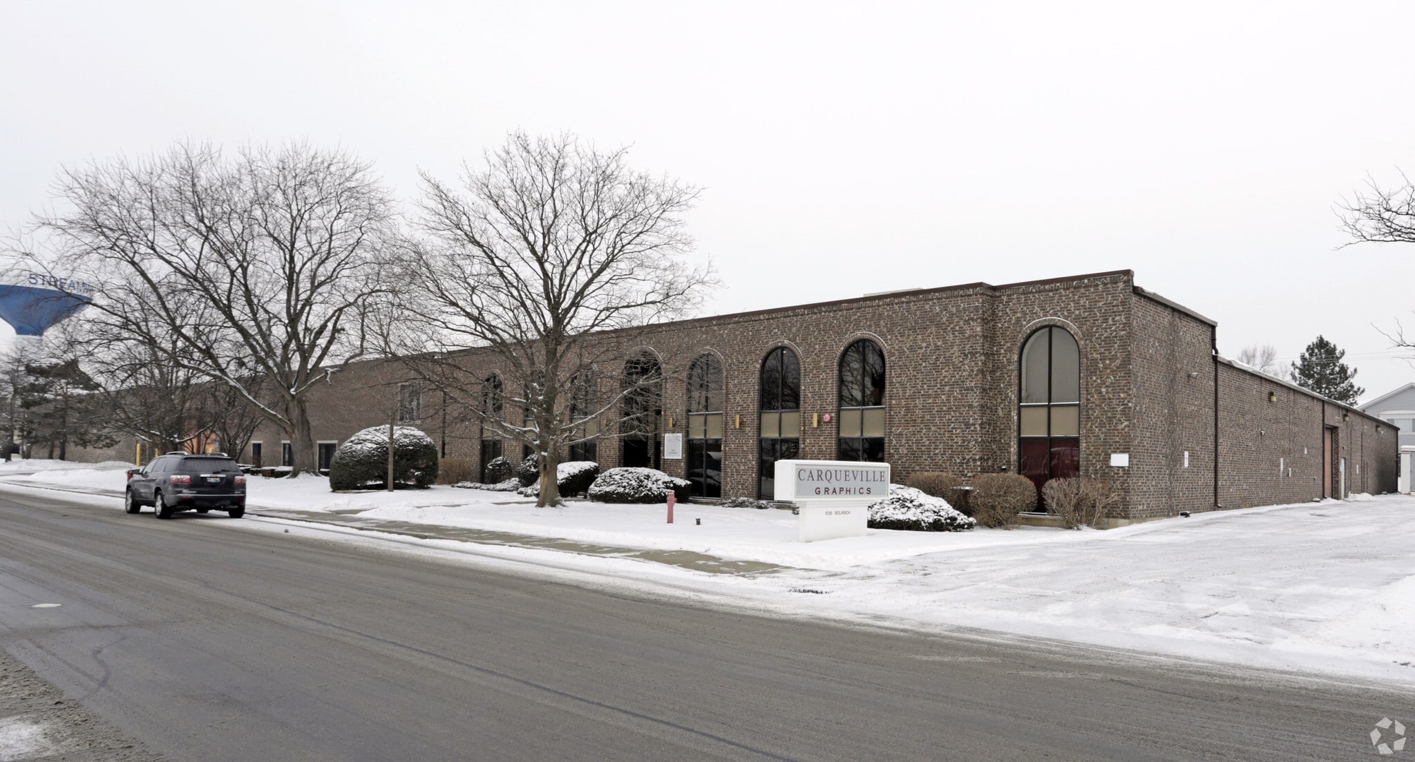 1536 Bourbon Pky, Streamwood, IL for sale Primary Photo- Image 1 of 4
