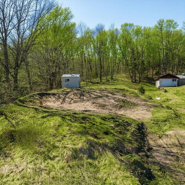 167 Ryerson, Crescent, ON à vendre - Photo du bâtiment - Image 2 de 8