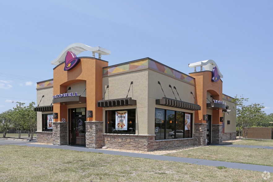 3210 Crill Ave, Palatka, FL for lease - Primary Photo - Image 3 of 10