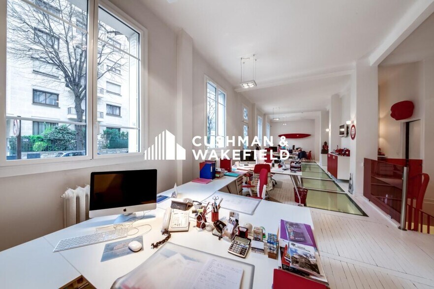 Bureau dans Neuilly-sur-Seine à louer - Photo intérieure - Image 1 de 12