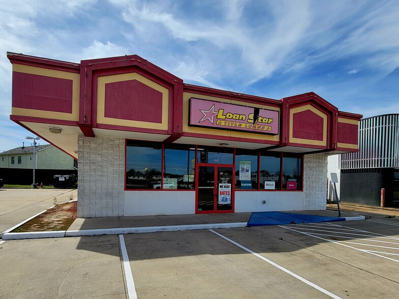 12011 Bammel North Houston Rd, Houston, TX for lease - Primary Photo - Image 1 of 6