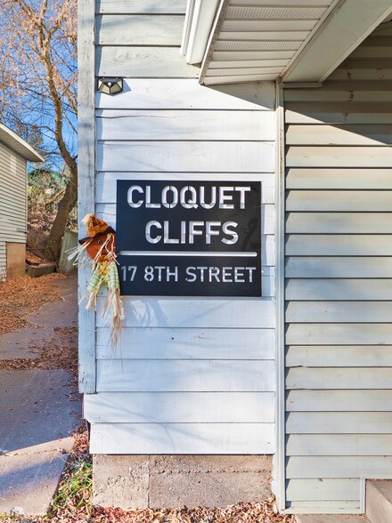 17 8th St, Cloquet, MN à vendre - Photo du bâtiment - Image 2 de 9